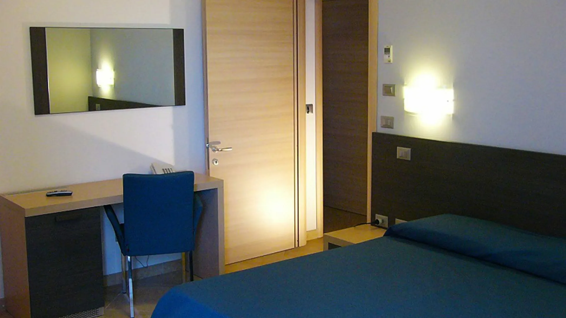 Hotel Villa Lo Scoglietto San Vincenzo 3*,  Italy